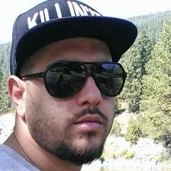 Meet your Posher, Roop - Picture 1 of 1